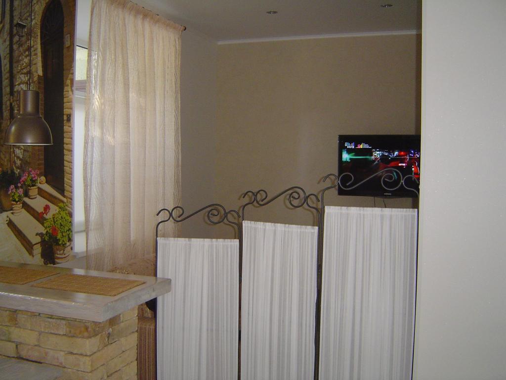 Apartment K. Marksa 5 Hrodna Quarto foto